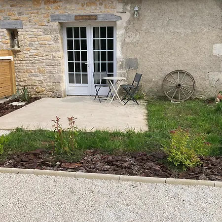 فندق مبيت وإفطار Millepertuis Auriac-du-Périgord